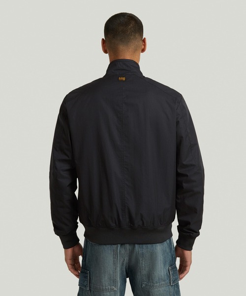 G-STAR(ジースター)の「Track Jacket/スタンドカラートラックジャケット/ジャージトップス/ジップアップブルゾン(ブルゾン・メンズ・ダークブラック・LARGE/MEDIUM/SMALL/X-LARGE/X-SMALL)」の2枚目の写真