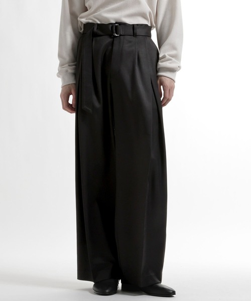 HARE(ハレ)の「【SET UP対応】ウールライクディープタックワイドパンツ(HARE)(スラックス・メンズ・ブルー/グレー/ブラック・SMALL/MEDIUM)」の1枚目の写真