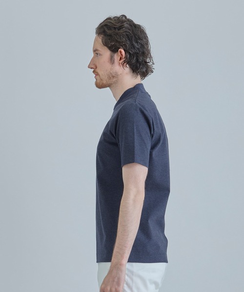 MEN'S BIGI(メンズビギ)の「【ACTIVE TAILOR/アクティブテイラー】シルケットスムースクルーネックTシャツ<接触冷感 / UVカット>(Tシャツ/カットソー・メンズ・ブラック/ホワイト/ブラウン/ベージュ/ネイビー・01/02/ 03/04)」の6枚目の写真