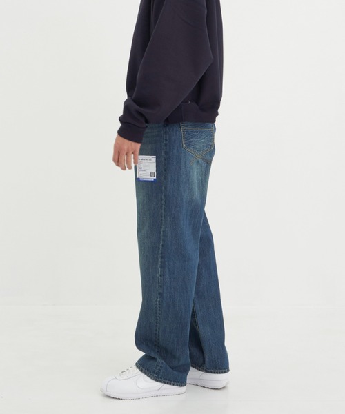 In・stru(men-tal).(インストルメンタル)の「【Maison MIHARAYASUHIRO / メゾンミハラヤスヒロ】HARD WASHED SELVAGE DENIM STRAIGHT PANTS/in・stru(men-tal).(デニムパンツ・メンズ・ブラック/インディゴブルー・44/46)」の4枚目の写真
