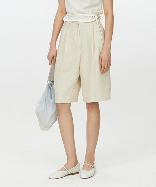 YOUTH(ユース)の「Low-Waisted Shorts(その他パンツ・レディース・その他・SMALL)」の1枚目の写真