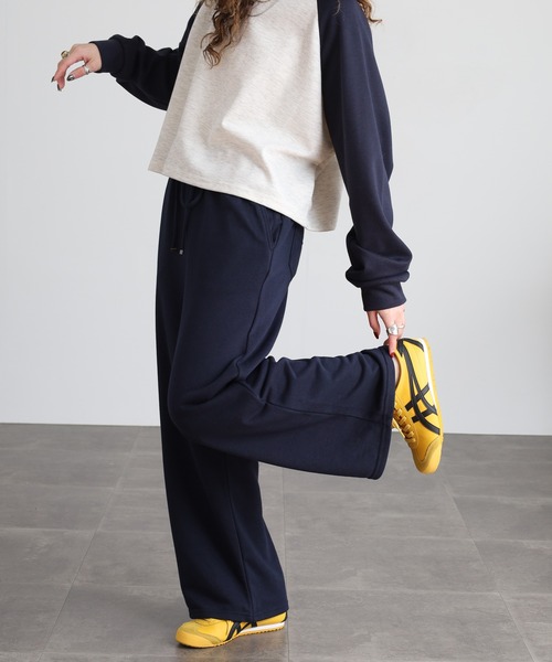 Ree&Mee(リーアンドミー)の「Ree&Mee ウエストイージー ワイド スウェットパンツ(スウェットパンツ・レディース・ネイビー/ブラック/杢グレー/オートミール・M/L)」の1枚目の写真