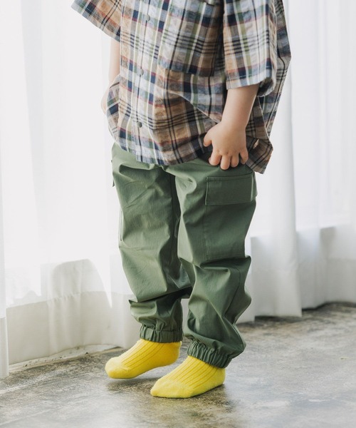 GLOBAL WORK(グローバルワーク)の「スゴラクストレッチカーゴパンツ/T/611230(カーゴパンツ・キッズ・ブラック/カーキ・100cm/110cm/120cm)」の17枚目の写真