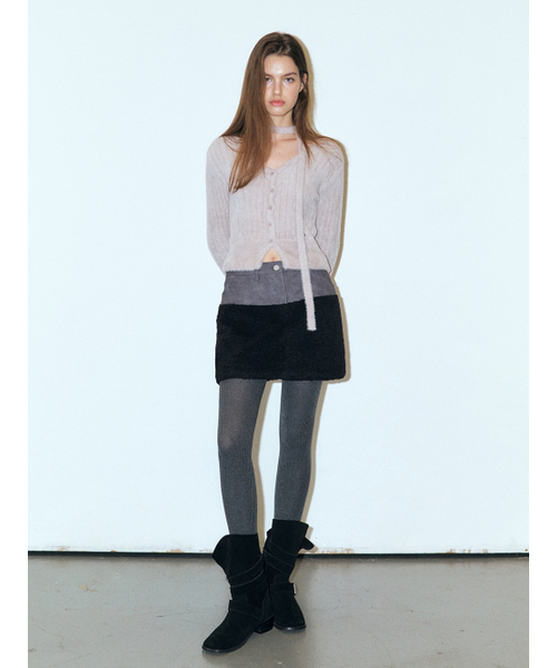 ETMON(エトモン)の「Mixed Shearling Mini Skirt, Black(スカート・レディース・その他・M/S)」の4枚目の写真