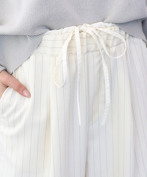 Jines(ジネス)の「ストライプツイルワイドパンツ(その他パンツ・レディース・グレー/ホワイト/ネイビー・38)」の18枚目の写真