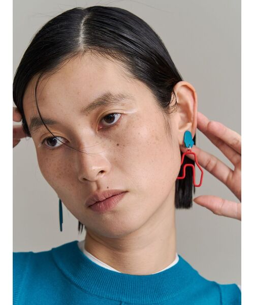 UN3D.（アンスリード）の「ASYMMETRY PIPE EARRING / アシンメトリーパイプイヤリング（イヤリング・レディース・ブラック/シルバー/ターコイズブルー・FREE）」の13枚目の写真