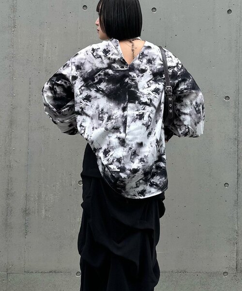 Mavie..7（メヴィセットゥ）の「【Mavie..7】前後2WAYバンドカラーシャツ（シャツ/ブラウス・レディース・オフホワイト/ブラック/その他1・FREE）」の4枚目の写真