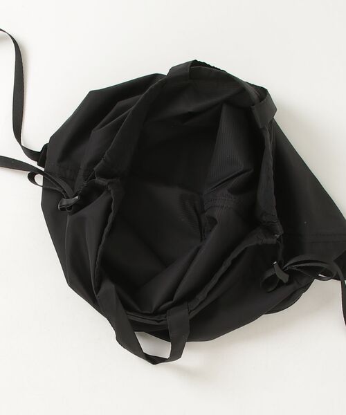 DAIWA PIER39(ダイワピア39)の「DAIWA PIER39 TECH PERTEX TRAVEL KNAPSACK ダイワ ピア39 BB-35026(バックパック/リュック・メンズ・ブラック/セージグリーン・FREE)」の6枚目の写真