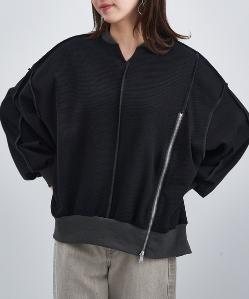 MAISON BREEZE reveur(メゾンブリーズレヴール)の「【MAISON BREEZE reveur】ZIPデザインワッフルプルオーバー trc(スウェット・レディース・ブラック/アイボリー/グレー・FREE)」の12枚目の写真