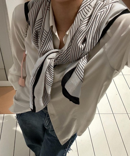 KOBE LETTUCE（コウベレタス）の「大判ウールタッチスカーフ（バンダナ/スカーフ・レディース・ブラウン/ブルー/アイボリー・FREE）」の14枚目の写真