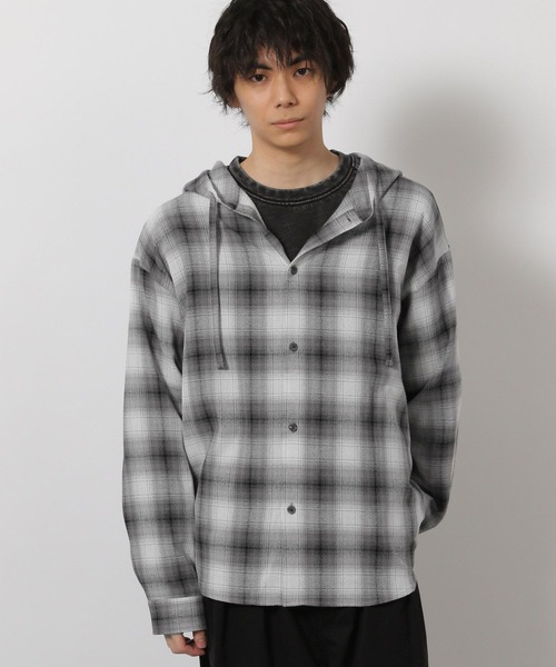 LAKOLE(ラコレ)の「オンブレーチェックフード長袖シャツ / 643822(シャツ/ブラウス・メンズ・ブラック/ピンク/ブラウン・LARGE/MEDIUM)」の20枚目の写真