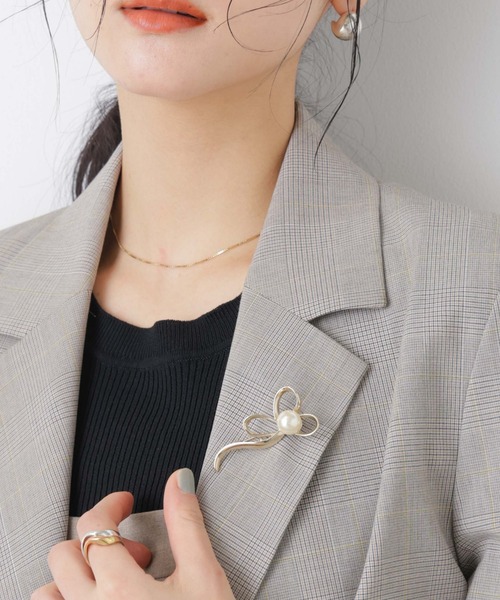 フェイクパールリボンブローチ（ブローチ/コサージュ）｜NANO universe