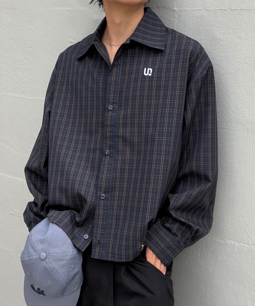 UNDERSTATEMENTs(アンダーステイトメント)の「【ユニセックス】ショート丈ワンポイント刺繍シャツ(シャツ/ブラウス・メンズ・ブラック系その他2/ブルー/ホワイト/ホワイト系その他/ブラック系その他/ブルー系その他/ネイビー/ブラウン系その他/ネイビー系/ブラック/チャコールグレー/ホワイト系その他2・MEDIUM/LARGE)」の12枚目の写真