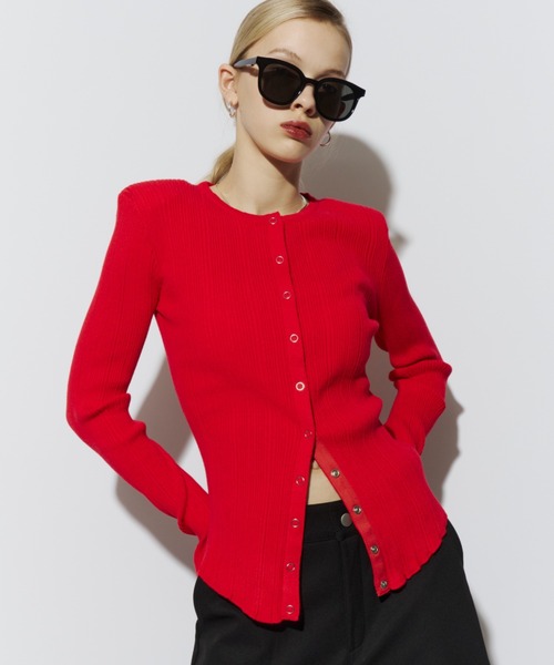 HANNE(アン)の「パワーショルダースナップボタンニット(カーディガン/ボレロ・レディース・ホワイト/レッド/グレー・FREE)」の4枚目の写真