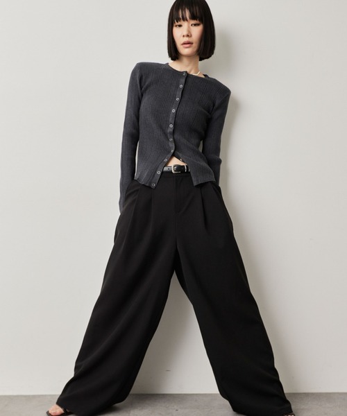 HANNE(アン)の「パワーショルダースナップボタンニット(カーディガン/ボレロ・レディース・ホワイト/レッド/グレー・FREE)」の18枚目の写真