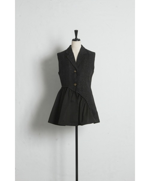 &. NOSTALGIA（アンドドットノスタルジア）の「ツイードアシメフリルジレ（テーラードジャケット・レディース・ホワイト/ブラック・M）」の14枚目の写真