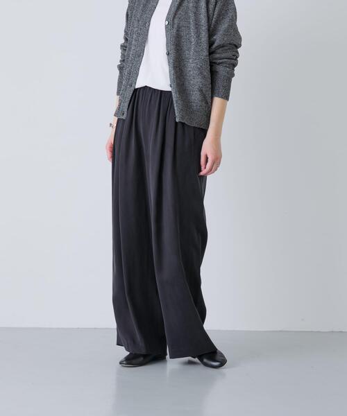 かぐれ（カグレ）の「キュプラストレートパンツ（その他パンツ・レディース・ネイビー/ブラック・FREE）」の18枚目の写真