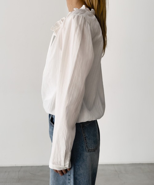 CANAL JEAN（キャナルジーン）の「MAYSEVEN　ピンタックフリルブラウス（シャツ/ブラウス・レディース・アイボリー・ONE SIZE）」の6枚目の写真