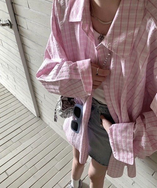 LADY LIKE(レディライク)の「【春夏新作】ライトカラーオーバーサイズチェックシャツ(シャツ/ブラウス・レディース・ピンク/サックスブルー・M)」の12枚目の写真