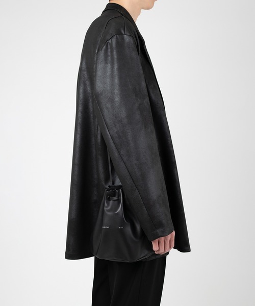 LAD MUSICIAN(ラッドミュージシャン)の「LEATHER SMALL DRAWSTRING BAG(ショルダーバッグ・メンズ・ブラック・FREE)」の6枚目の写真