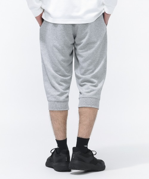 Champion（チャンピオン）の「【別注】チャンピオン  SWEAT PANTS 限定コラボ（スウェットパンツ・メンズ・グレー/ブラック・S/M/L/LL/3L）」の3枚目の写真