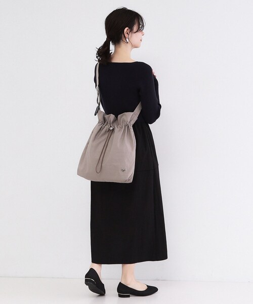 OPAQUE.CLIP（オペークドットクリップ）の「ドロストデザインA4ショルダーBAG（ショルダーバッグ・レディース・グレー/ブラック/ベージュ・00）」の6枚目の写真