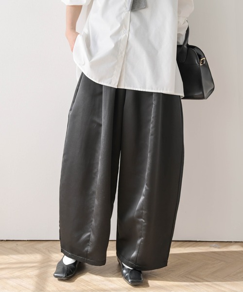 AMELY(エミリー)の「サテンカーブパンツ(その他パンツ・レディース・ブラウン/アイボリー/ブラック・MT/C/M)」の9枚目の写真