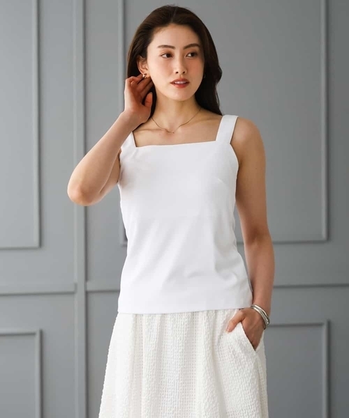 MICHEL KLEIN（ミッシェル・クラン）の「[遮熱効果素材]スクエアネックタンクトップ（Tシャツ/カットソー・レディース・ホワイト/ブラック・38）」の5枚目の写真