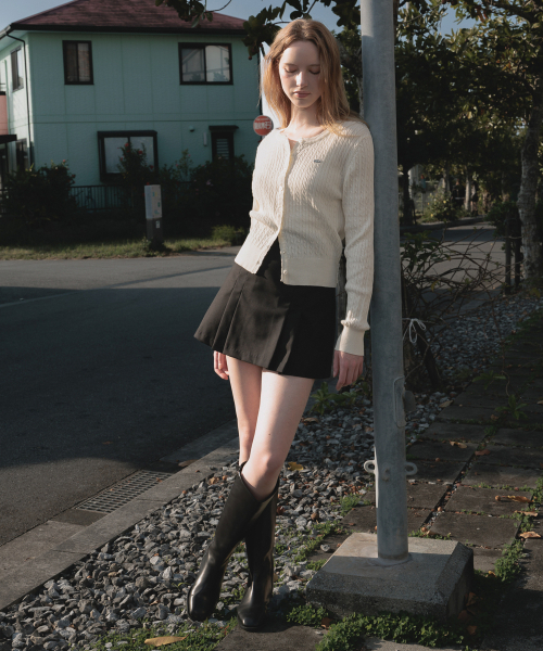 DEHEVE（デヘヴェ）の「Frill Cable Knit Cardigan [Ivory]（カーディガン/ボレロ・レディース・アイボリー・FREE）」の5枚目の写真