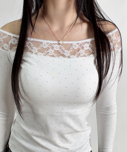 VIVID LADY(ビビッドレディー)の「レースネック カップ付き ラインストーンロンT(Tシャツ/カットソー・レディース・アイボリー/ブラック・FREE)」の13枚目の写真