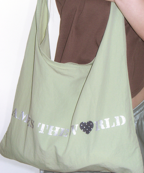 AMESWORLDWIDE（アメスワールドワイド）の「LETTERING CASUAL HOBO BAG GREEN（ショルダーバッグ・レディース・その他・FREE）」の3枚目の写真