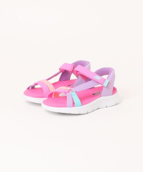 SKECHERS(スケッチャーズ)の「【SKECHERS】スケッチャーズ Slip-ins:Go Walk Flex Sandal-Lots of Sole(スリップインズ:ゴーウォーク フレックス サンダル - ロッツ オブ ソル)303028L スポーツサンダル(サンダル・キッズ・ライトピンク/マルチ・17.0cm/18.0cm/19.0cm/20.0cm/21.0cm/22.0cm/23.0cm)」の2枚目の写真