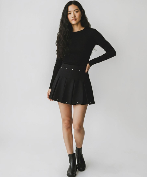 BORN SLIPPY(ボーンスリッピー)の「Crystal Stud Pleated Mini Skirt (Black)(スカート・レディース・その他・SMALL/MEDIUM/LARGE)」の4枚目の写真