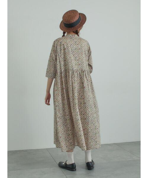 TSUHARU by Samansa Mos2（ツハルバイサマンサモスモス）の「【LIBERTY FABRICS】Botanical Language柄ワンピース（ワンピース・レディース・キナリ/ブルー・F）」の7枚目の写真