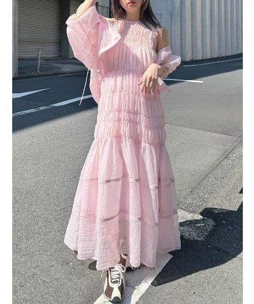 emmi（エミ）の「フラワーエンブロイダリーワンピース【セットアップ対応】/ハンドウォッシャブル（ワンピース・レディース・ピンク/ホワイト・1/0）」の14枚目の写真