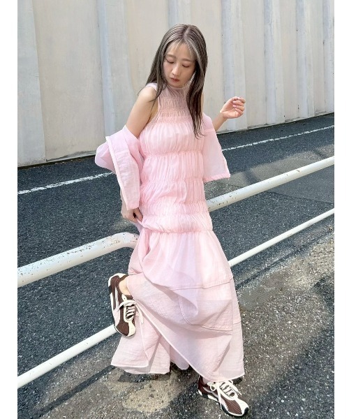 emmi（エミ）の「フラワーエンブロイダリーワンピース【セットアップ対応】/ハンドウォッシャブル（ワンピース・レディース・ピンク/ホワイト・1/0）」の15枚目の写真