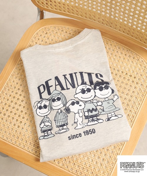 PEANUTS(ピーナッツ)の「PEANUTSプリントTシャツ 半袖(Tシャツ/カットソー・レディース・オフホワイト/グレイッシュベージュ/オートミール/ネイビー/ライトカーキ/ブラック・L/M/LL)」の3枚目の写真