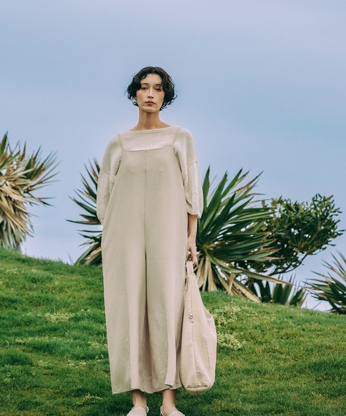 LEPSIM(レプシィム)の「《リネンライクドライシリーズ》キャミサロペット 637687(サロペット/オーバーオール・レディース・ブラック/ブラウン/ベージュ・FREE)」の3枚目の写真