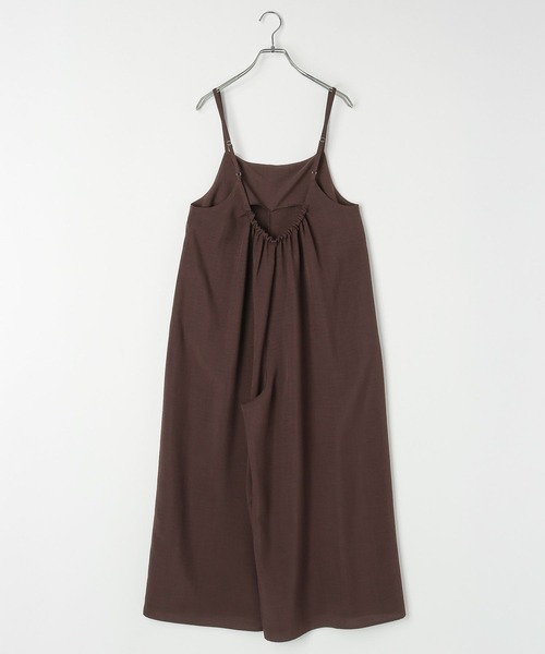 LEPSIM(レプシィム)の「《リネンライクドライシリーズ》キャミサロペット 637687(サロペット/オーバーオール・レディース・ブラック/ブラウン/ベージュ・FREE)」の4枚目の写真