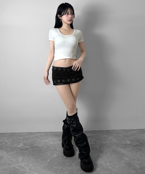 FOLLOWIN(フォロウィン)の「アイレット×ジップ タイトミニスカート(デニムスカート・レディース・ブラック・LARGE/MEDIUM/SMALL)」の16枚目の写真