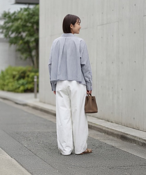 STYLE DELI(スタイルデリ)の「【selection】ストライプ柄立体タックショートシャツ(シャツ/ブラウス・レディース・イエロー/ブルー/ホワイト・FREE)」の11枚目の写真