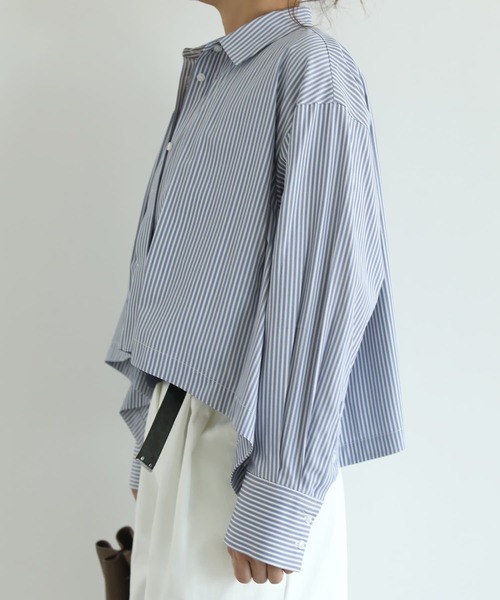 STYLE DELI(スタイルデリ)の「【selection】ストライプ柄立体タックショートシャツ(シャツ/ブラウス・レディース・イエロー/ブルー/ホワイト・FREE)」の19枚目の写真