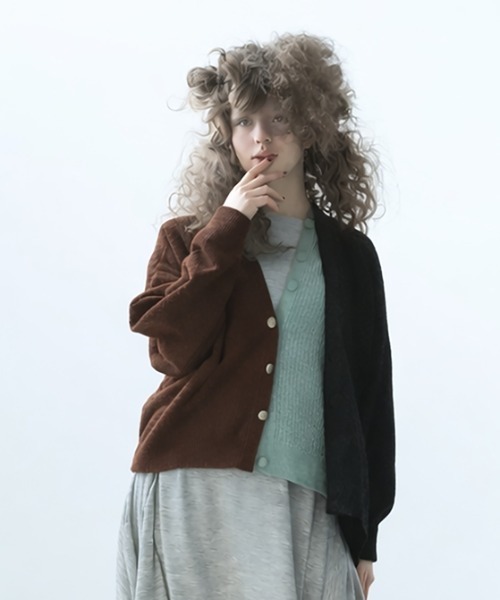 bedsidedrama(ベットサイドドラマ)の「BEDSIDEDRAMA/ベッドサイドドラマ/Triple Fragment Cardigan(カーディガン/ボレロ・レディース・ブラック/グレー/ネイビー・2/1)」の2枚目の写真