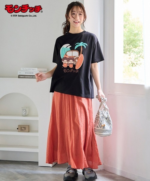 SMILE LAND(スマイルランド)の「<大きいサイズ>【モンチッチ】プリントTシャツ(Tシャツ/カットソー・レディース・ブラック/オフホワイト/杢グレー/グリーン系・L/LL/3L/4L/5L)」の8枚目の写真