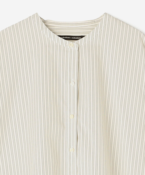 nicholson&nicholson(ニコルソンアンドニコルソン)の「nicholson & nicholson |〈別注〉ドローストリング半袖シャツ WOMEN(シャツ/ブラウス・レディース・ブルー系その他/ベージュ系その他・38)」の5枚目の写真