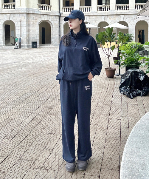 MASMARULEZ APPAREL(マスマルールズ アパレル)の「Textured Waffle Sweatpants_2 Colors(スウェットパンツ・レディース・ブラック/ネイビー・M size/L size)」の4枚目の写真