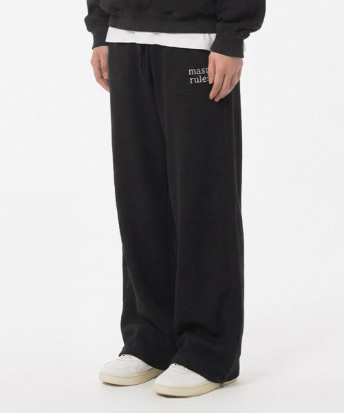 MASMARULEZ APPAREL(マスマルールズ アパレル)の「Textured Waffle Sweatpants_2 Colors(スウェットパンツ・レディース・ブラック/ネイビー・M size/L size)」の9枚目の写真