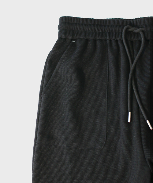 MASMARULEZ APPAREL(マスマルールズ アパレル)の「Textured Waffle Sweatpants_2 Colors(スウェットパンツ・レディース・ブラック/ネイビー・M size/L size)」の18枚目の写真