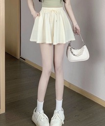 ＆soiree（アンドソワレ）の「フレアデザインイージースウェットショートパンツ（スウェットパンツ）」