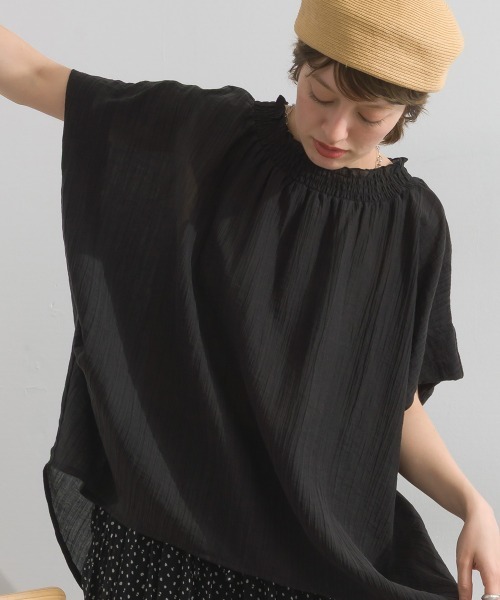 le colis(ルコリ)の「シアー ストライプ 衿 シャーリング 半袖 ブラウス(Tシャツ/カットソー・レディース・ブルー系その他/ホワイト系その他/ブラック系その他・FREE)」の3枚目の写真